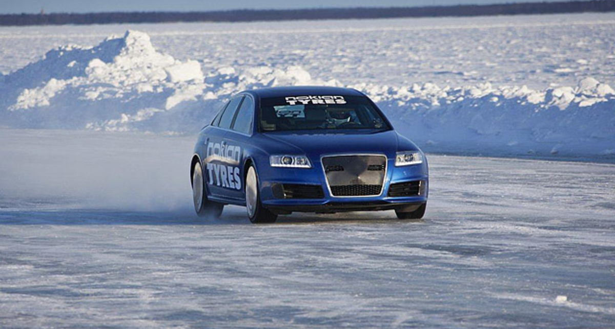 Недавний рекорд скорости Bentley уже успели побить (фото)