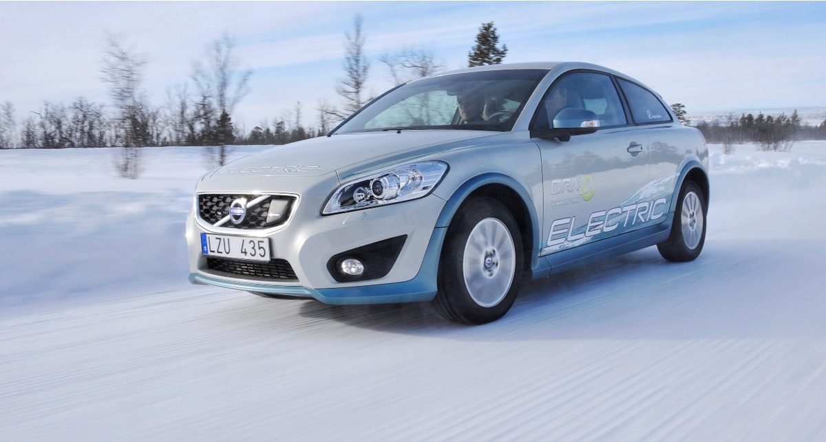 Электрический Volvo C30 прошел испытания холодом (фото)