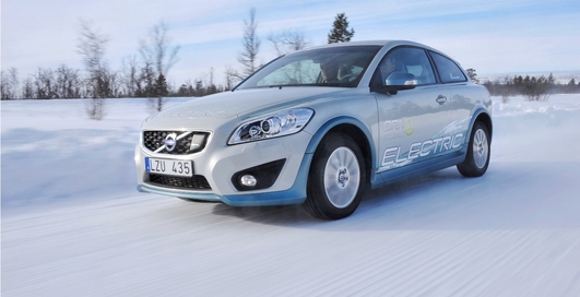 Электрический Volvo C30 прошел испытания холодом (фото)