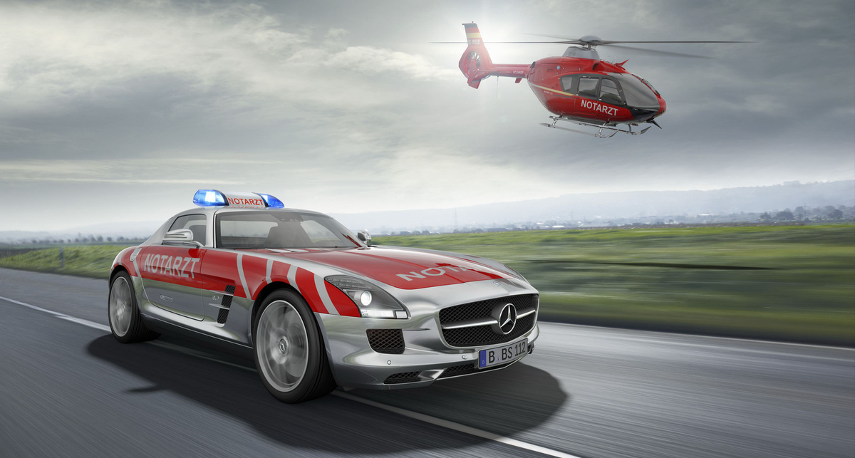 Mercedes показал заряженную "скорую помощь" (фото)