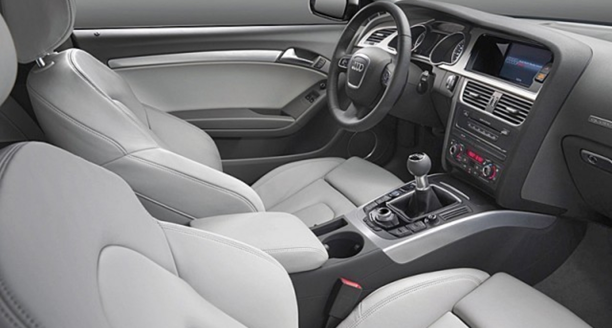 В Донецке предлагают Audi A5 Coupe по смешной цене