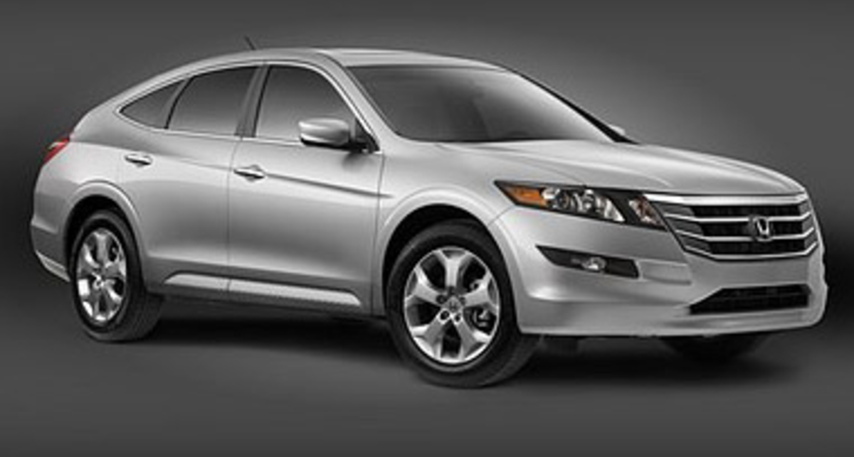 Первые фотографии Honda Accord Crosstour