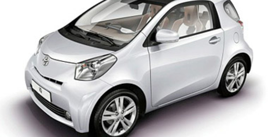 Во Франкфурте Toyota представила две новые версии iQ