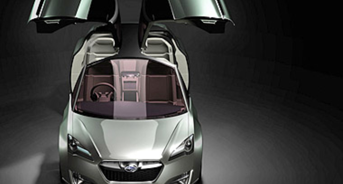 Subaru привезет в Токио гибрид с «крыльями чайки»