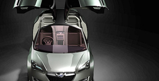 Subaru привезет в Токио гибрид с «крыльями чайки»