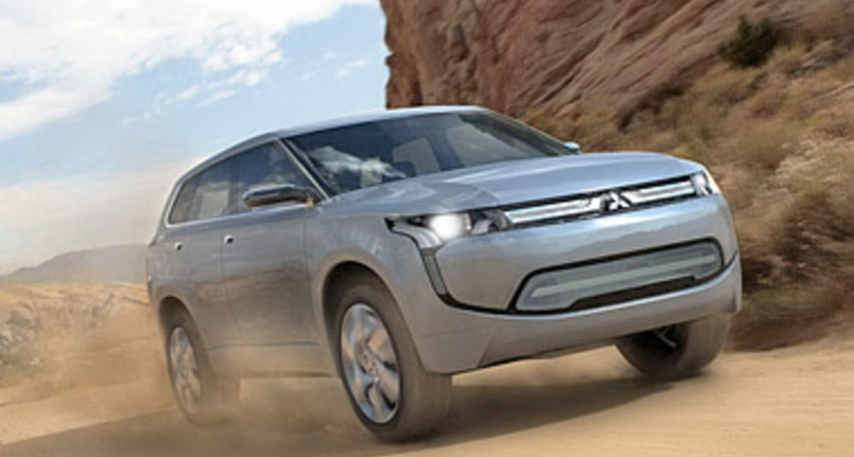 Mitsubishi готовит гибридный кроссовер