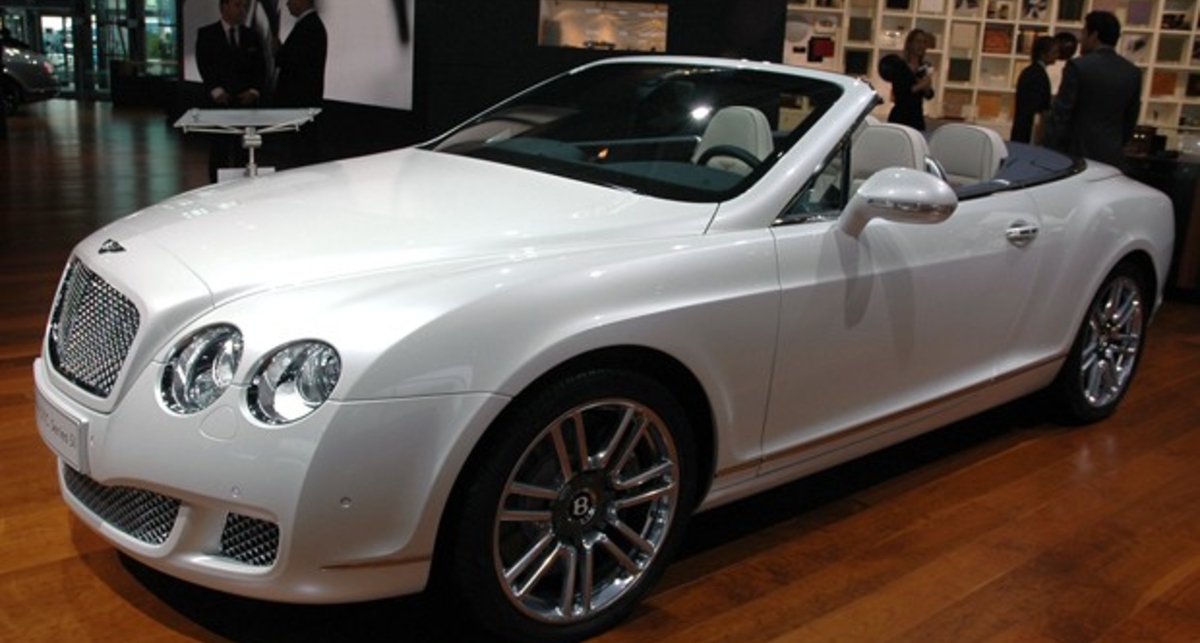 Bentley представил новые версии Continental
