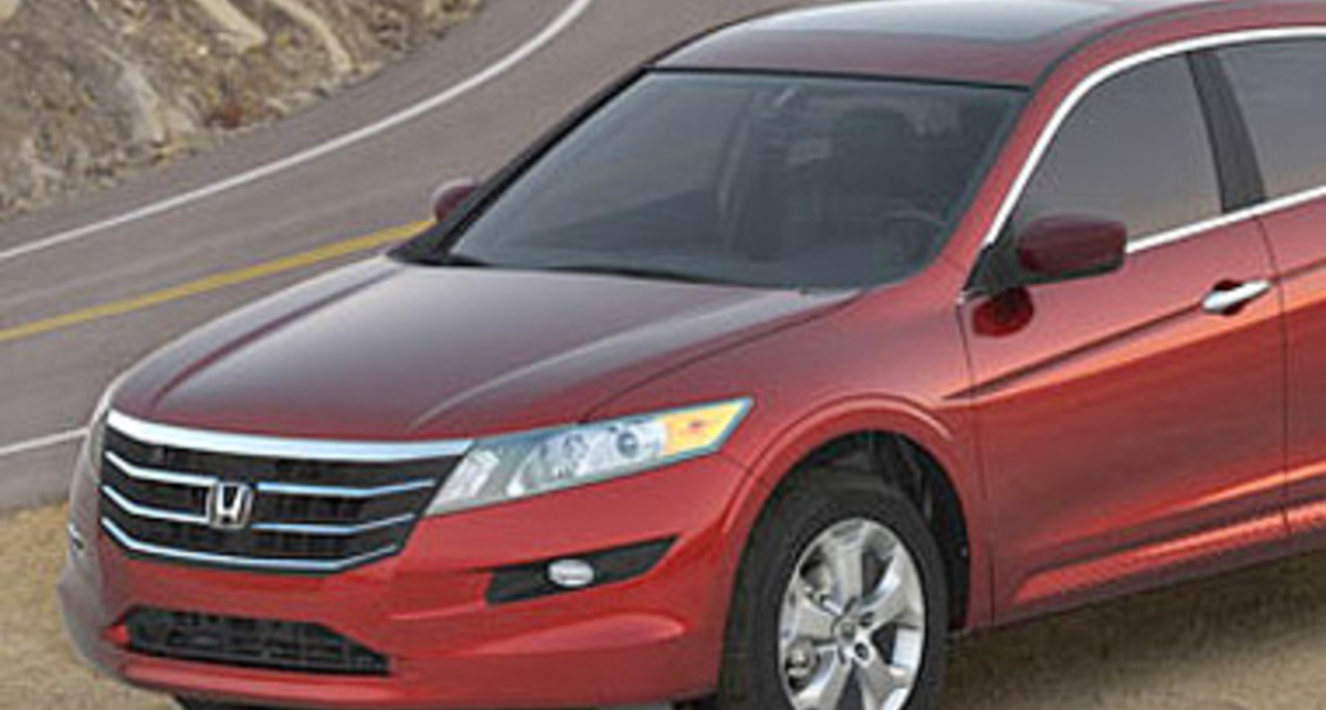 Honda представила интерьер Accord CrossTour
