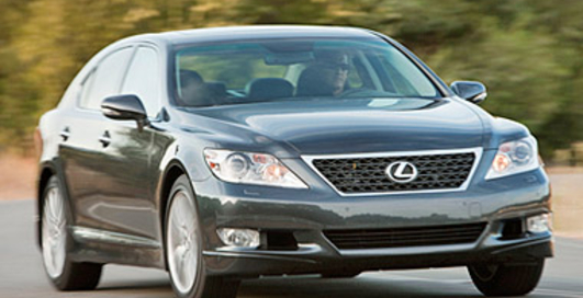 Lexus LS обновили и сделали более спортивным