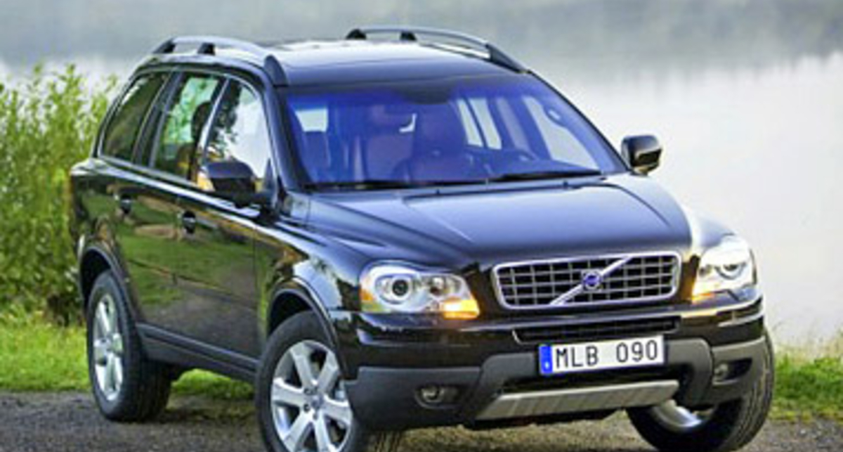 Volvo XC90 пройдет небольшой рестайлинг