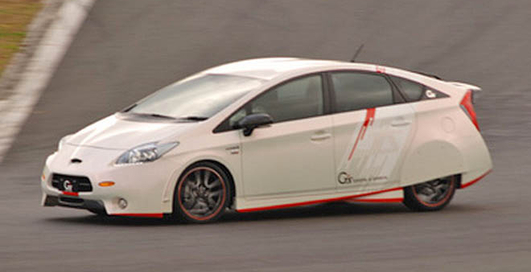 Toyota Prius получила спортивную версию