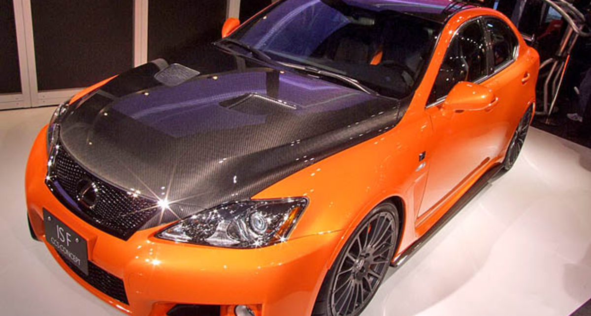 Lexus облегчил седан IS-F