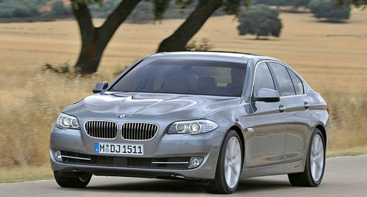 В Женеве покажут гибридную BMW 5 серии