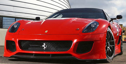 Ferrari представит в Женеве гибрид