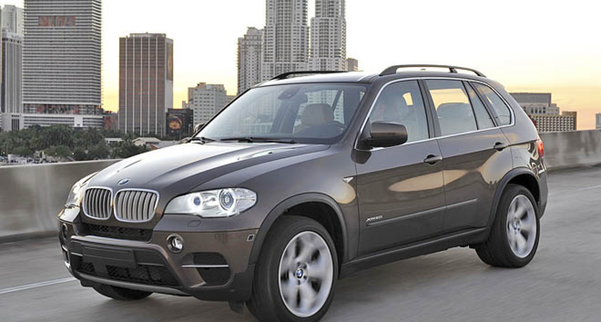 BMW обновила кроссовер X5