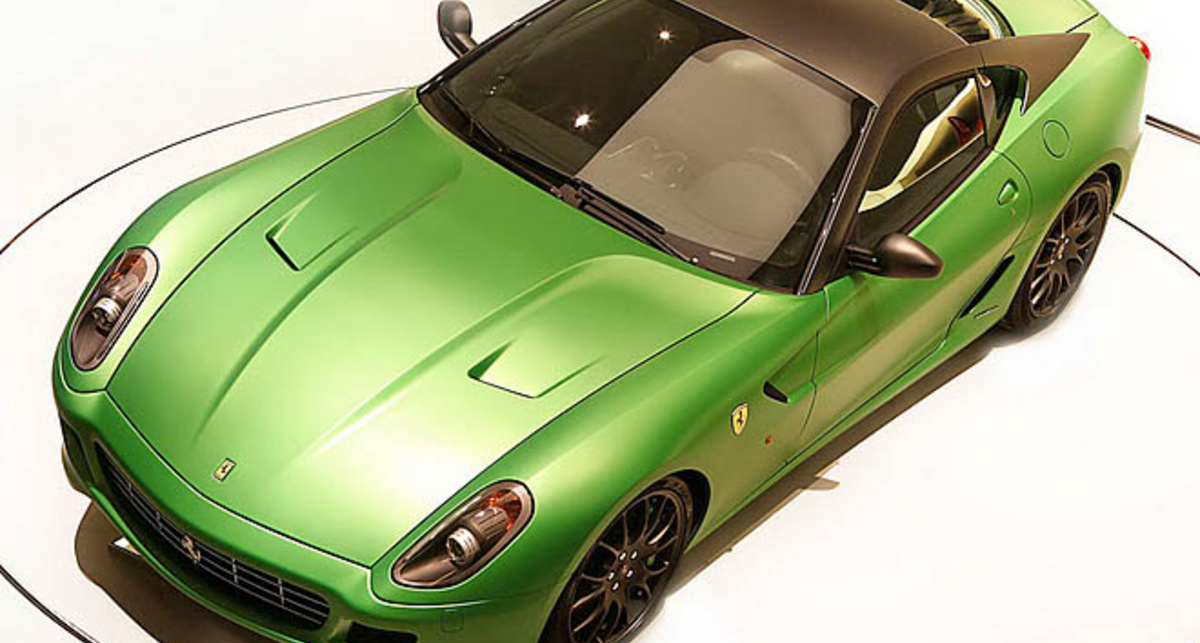 Ferrari станет гибридом