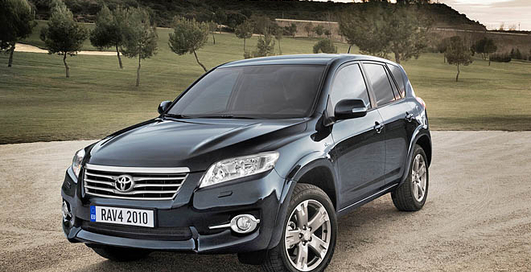 Toyota RAV4 обновилась