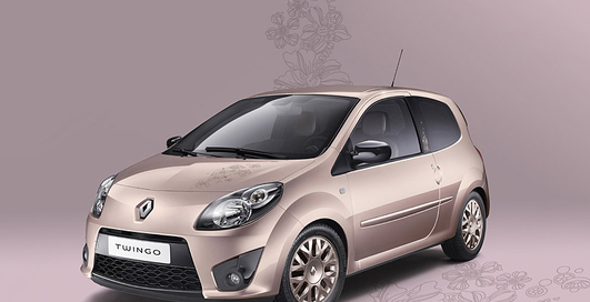 Французы представили "модную малышку" (фото)