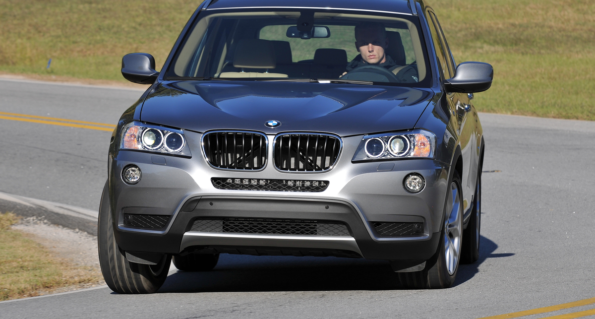 Новое поколение BMW X3 добралось до Украины (фото)