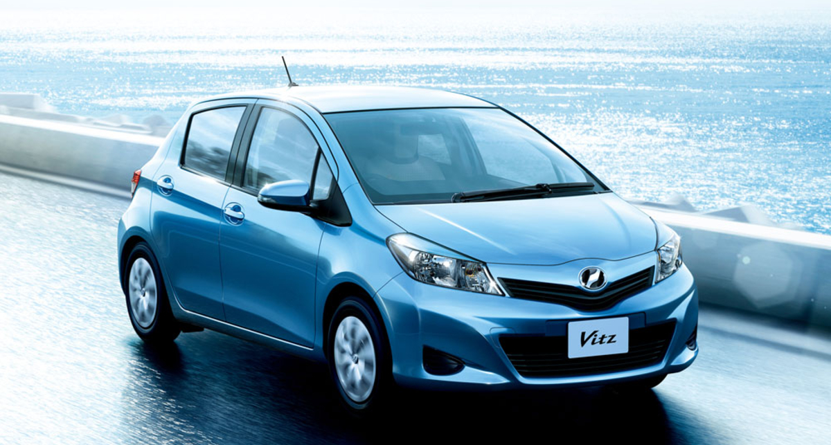 Обновленной Toyota Yaris добавили агрессии