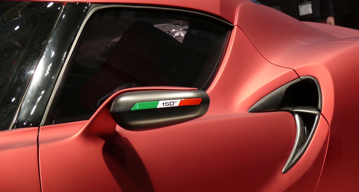 Cверхлегкая Alfa Romeo удивила Женевский автосалон-2011