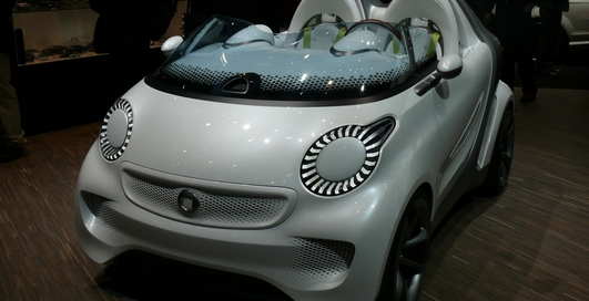 В Женеве дебютировал безвредный зеленый "зверек" (фото)