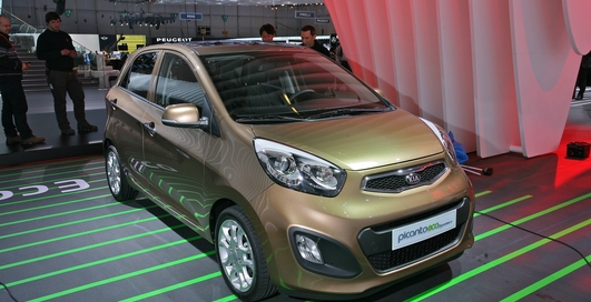 В Женеве Kia представила "пикантную" новинку (фото)