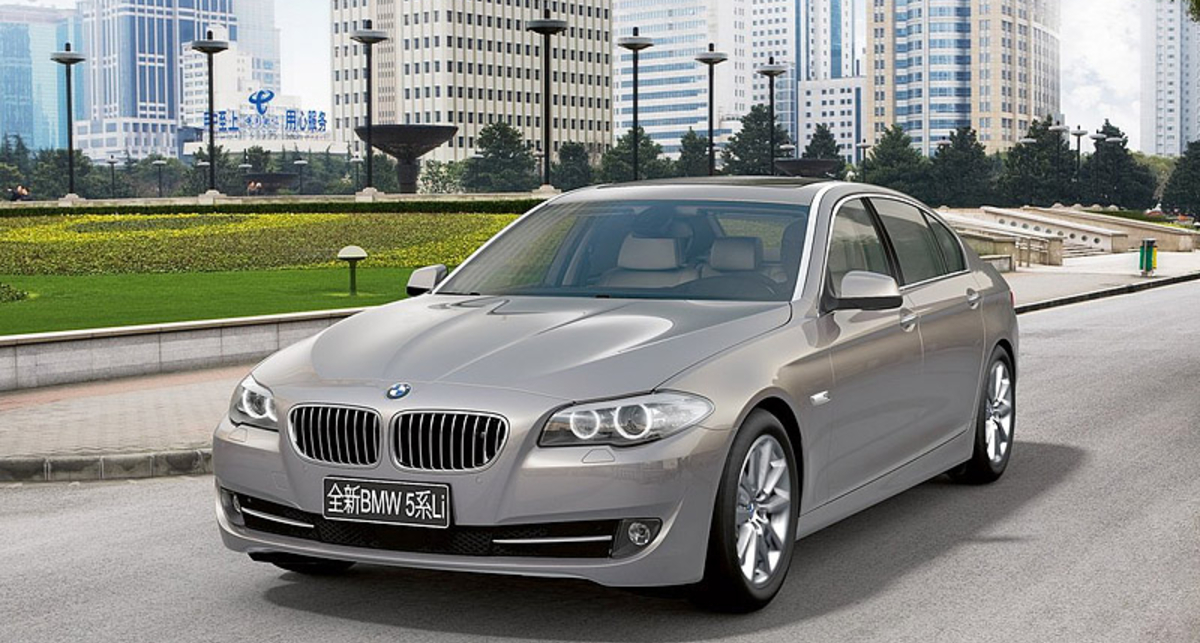 BMW дарит китайцам подзаряжаемый гибрид