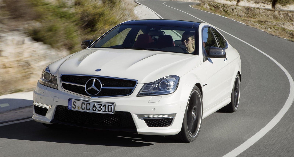 Mercedes-Benz  показал самую 