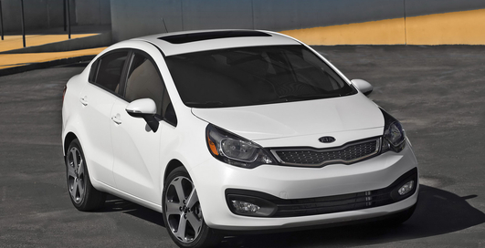 В США дебютировал седан Kia Rio (фото)