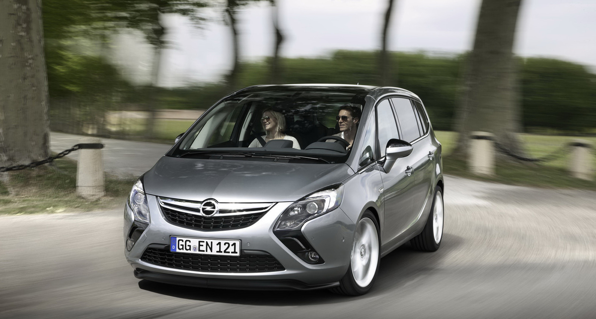 Opel рассекретил новую модель (фото)