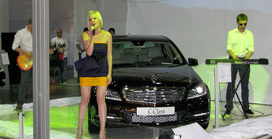 В Киеве показали самый популярный Mercedes-Benz (фото, видео)