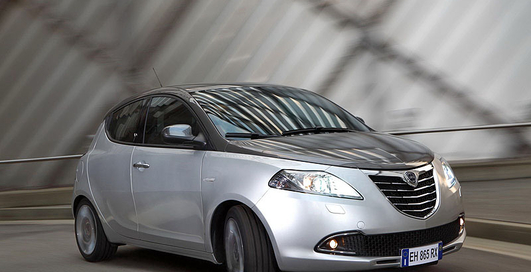 Lancia представила своего "малыша" во всей красе (фото)