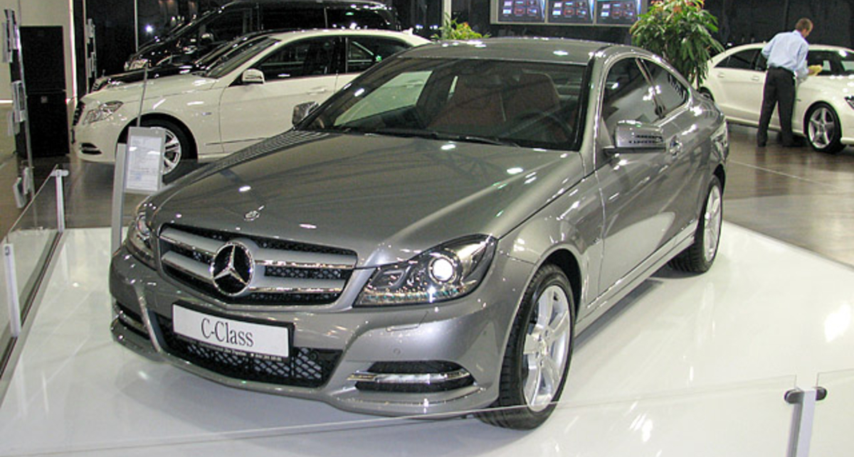 Лучшим авто SIA 2011 оказалось купе (фото)