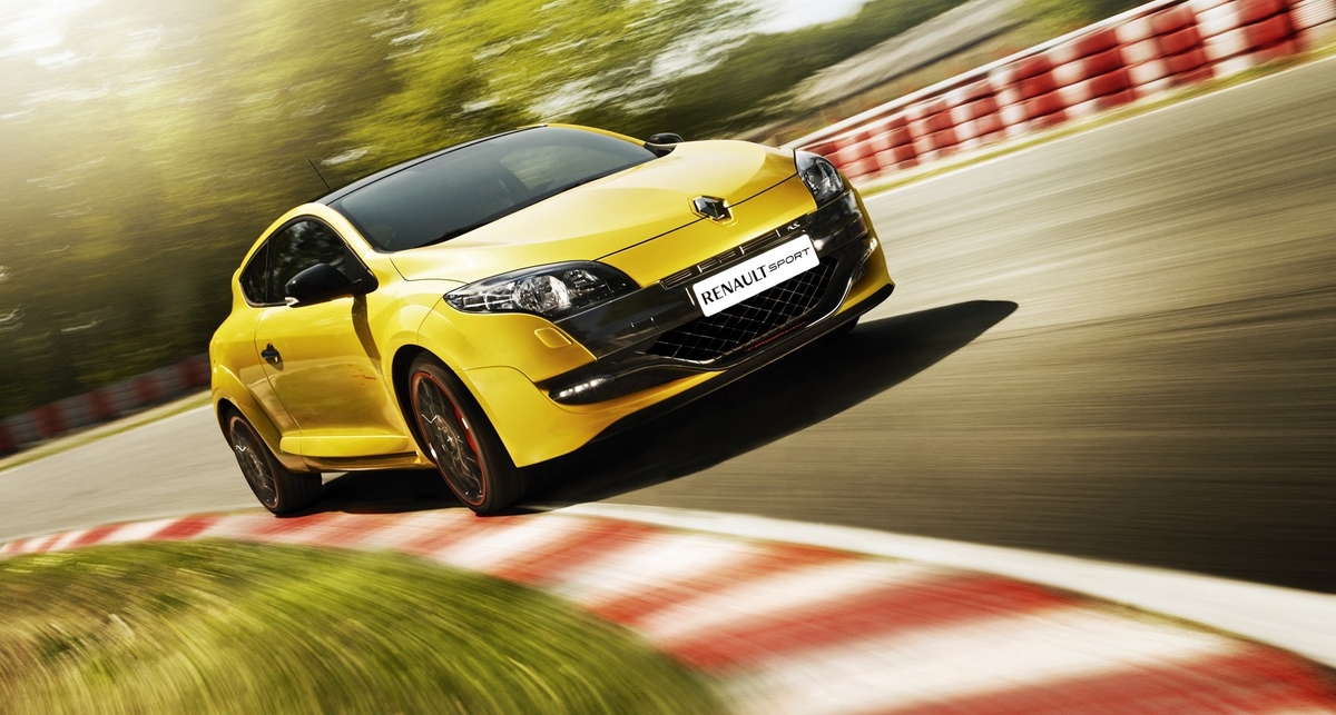 Renault сделала из городского авто спорткар (фото)