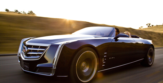 Cadillac спустил свой новый кабриолет "с небес на землю" (фото)