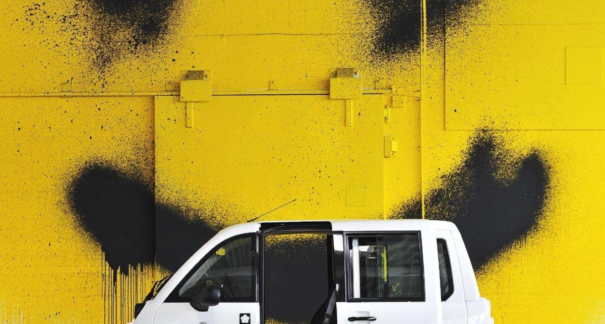 Британцы создали микроавтобус с необычным кузовом (фото)