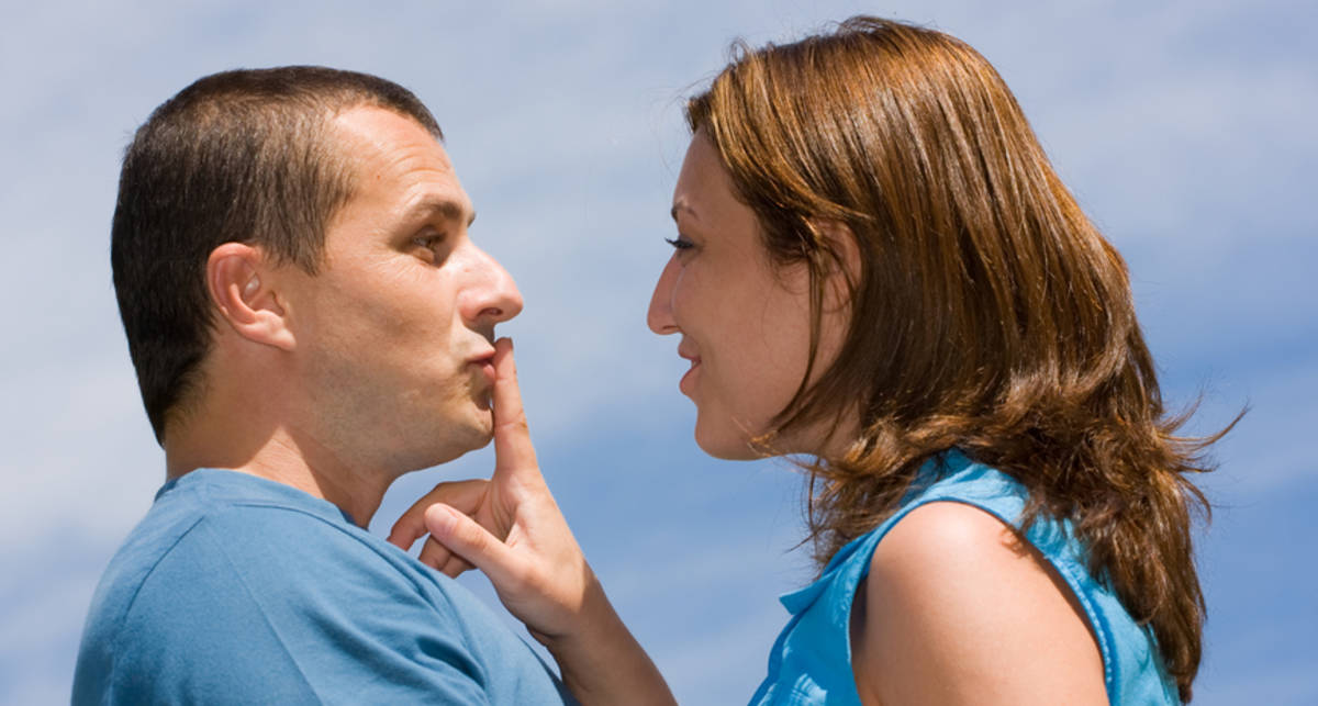 Язык за зубами: о чем с женщиной лучше помолчать