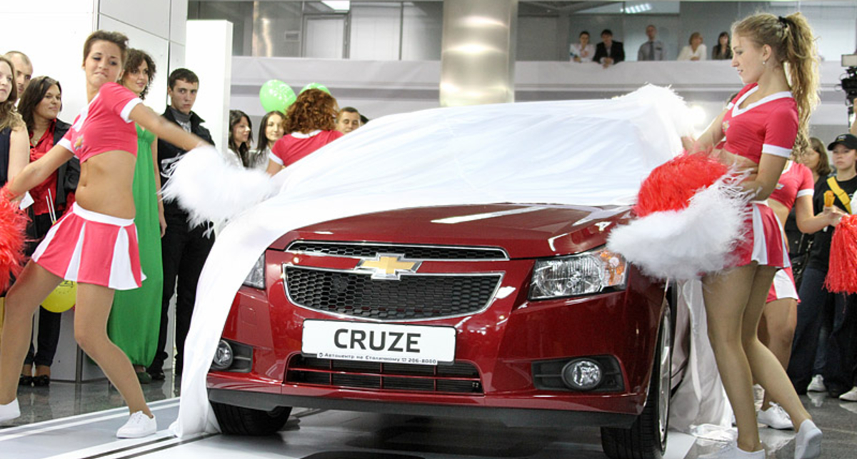 Chevrolet выстрелил на Столичном автошоу-2011 парой новинок (фото)