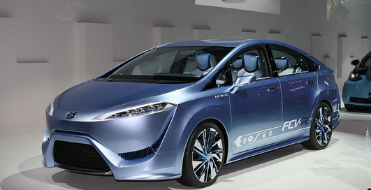 Водородная Toyota "заглянула в будущее" (фото)