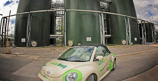 Кабриолет поехал на фекалиях