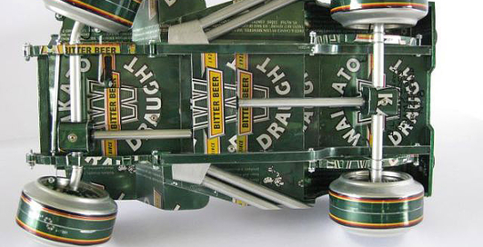 Автомобильные шедевры из жестяных банок (фото)