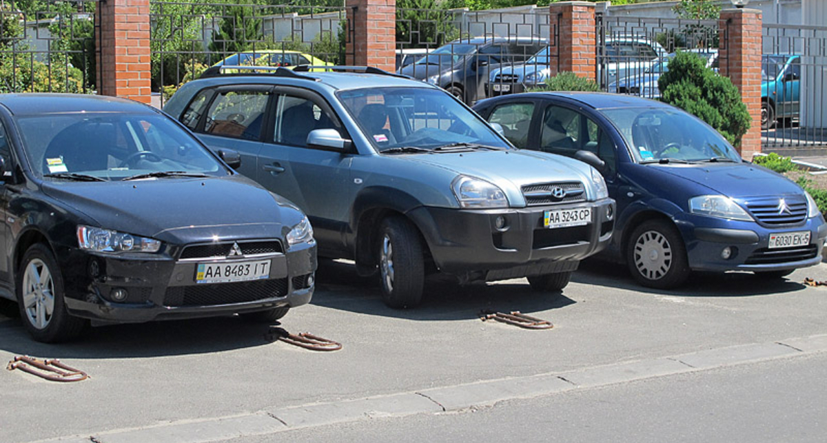 Как уберечь машину от солнца?