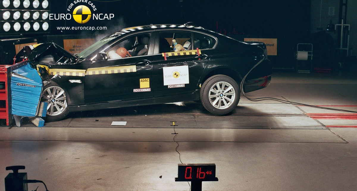 Тест-драйв BMW 5 серии: Осторожно! Вызывает быстрое привыкание!