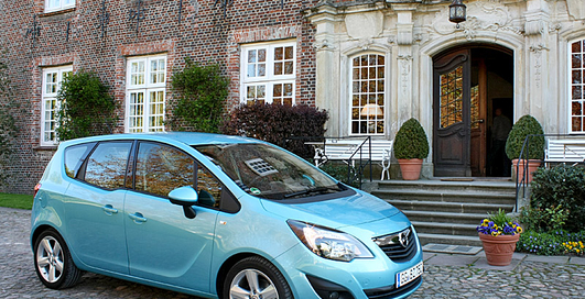 Тест-драйв Opel Meriva: год открытых дверей