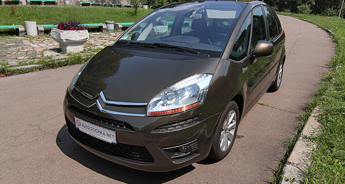 Тест-драйв Citroen C4 Picasso: наперекор традициям (фото, видео)