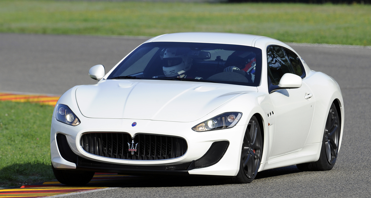 Maserati выпускает на дороги 