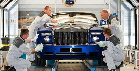 Британцы представили самый роскошный Rolls-Royce (фото)