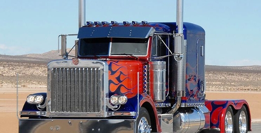 Трансформеры 3 - фантастический автопарк для разрушений (фото)