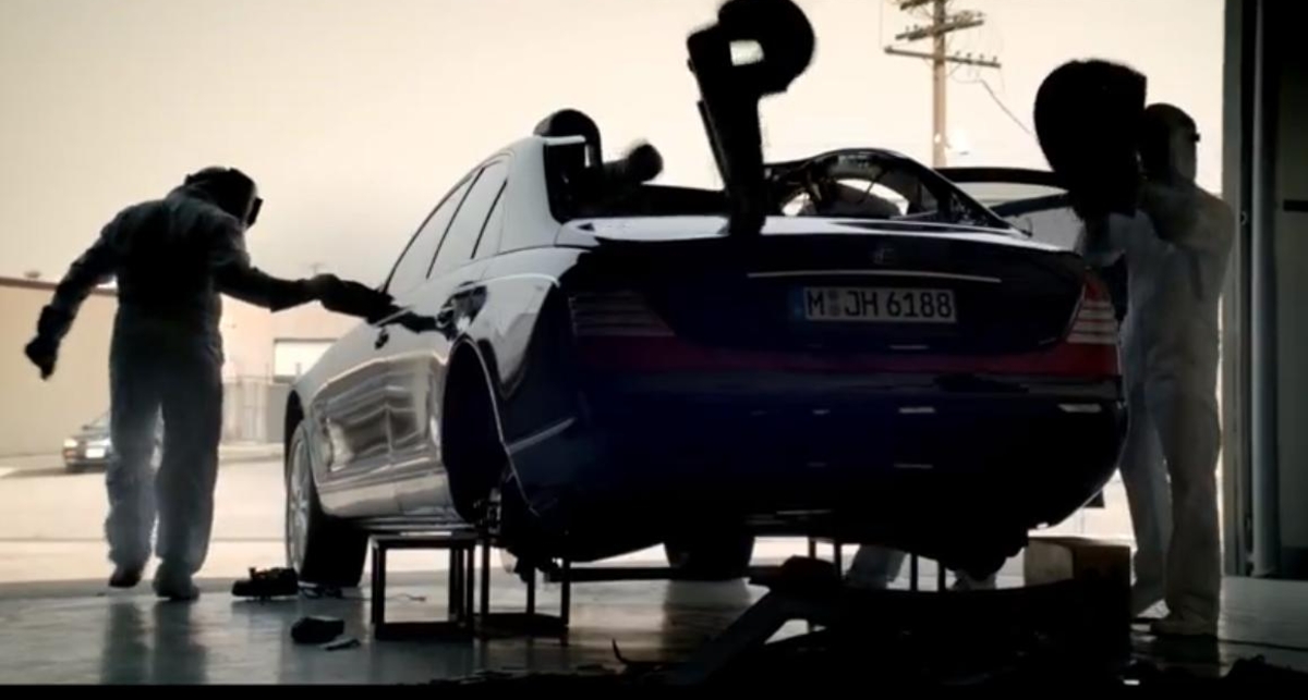 Рэперы уничтожили Maybach ради благотворительности